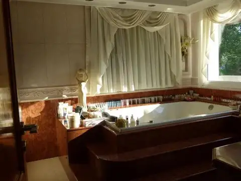 Casa en Venta al Oeste