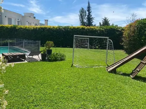 Casa en Alquiler Temporal A Estrenar