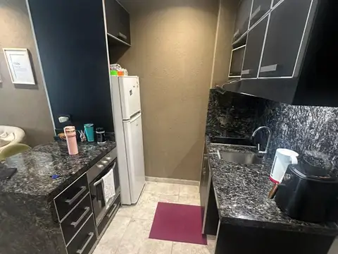 Bauness 1100, Piso PB