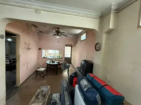 Depto Tipo Casa 3 ambientes con 1 baño