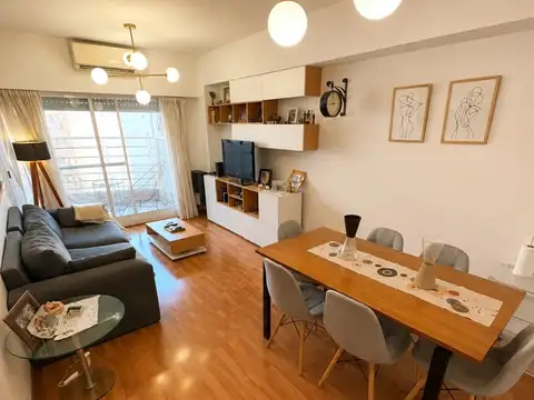 3 AMBIENTES FRENTE BALCON   2 BAÑOS  