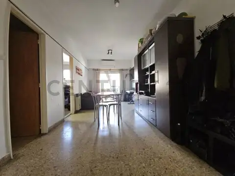 VENTA DPTO 2 AMB EN MONTE CASTRO C/BALCÓN CORRIDO AL FRENTE