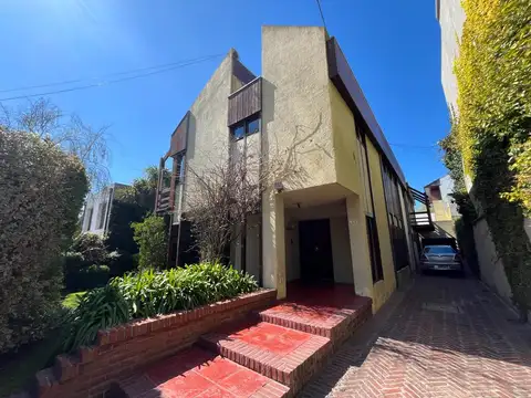 CASA DE DISEÑO Y CATEGORIA EN LO MEJOR DE LOS TRONCOS-