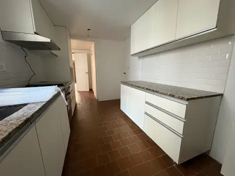 Departamento en Alquiler de 4 dormitorios