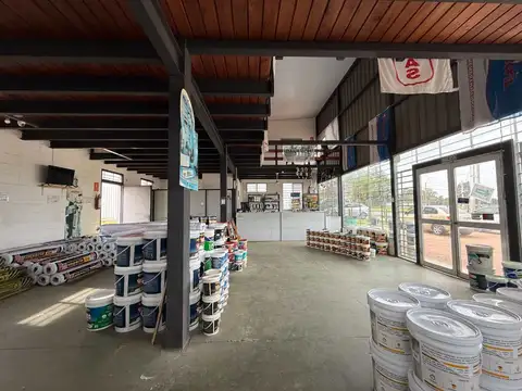 ALQUILER Local comercial, depósito - galpón. Colón