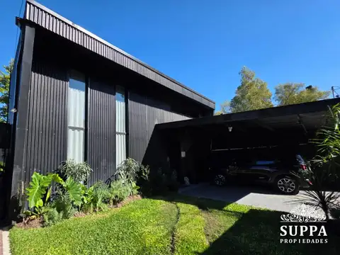 Casa 5 ambientes con 3 baños