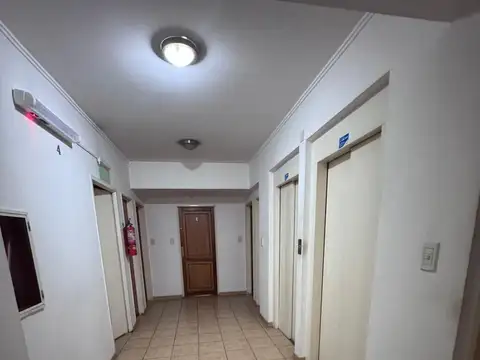 Diagonal 77 e/ 5 y 6 400, Piso 4