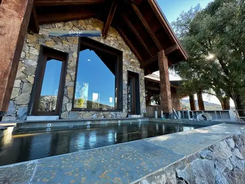 CASA BARIO EL PEÑÓN DEL LOLOG, SAN MARTÍN DE LOS ANDES PATAGONIA ARGENTINA