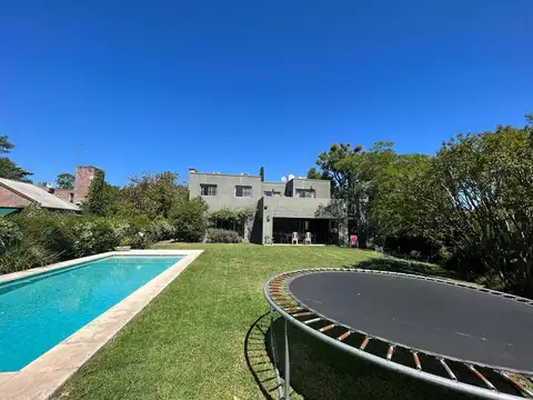 Casa en Alquiler Temporal de 4 dormitorios