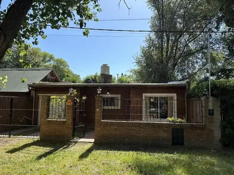 Casa 3 dorm en Profesional Country Funes