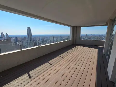 Exclusivo departamento 5 ambientes en Las Lomitas