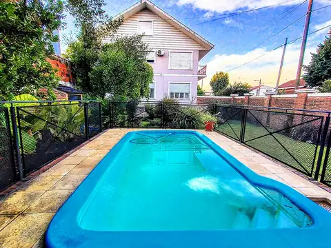 Casa 4 ambientes en Burzaco Venta