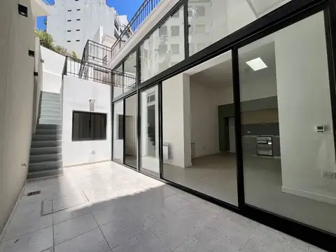 Depto Tipo Casa en Venta de 5 ambientes