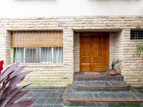 VENTA CASA EN CIUDAD JARDIN 6 AMB - PERMUTA