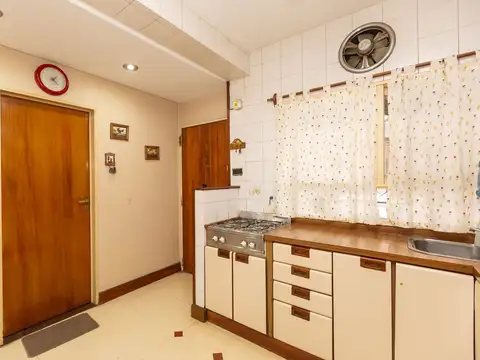 VENTA CASA EN CIUDAD JARDIN 6 AMB - PERMUTA
