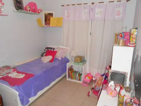 Casa en Venta en Barrio Parque Leloir, USD 430.000