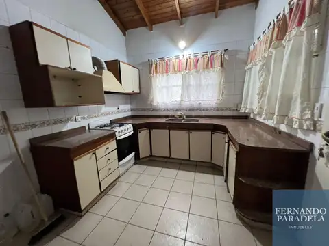 Casa en Venta en Barrio Parque Leloir, USD 430.000