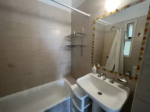 Departamento en Alquiler en Colegiales, $ 1.100.000