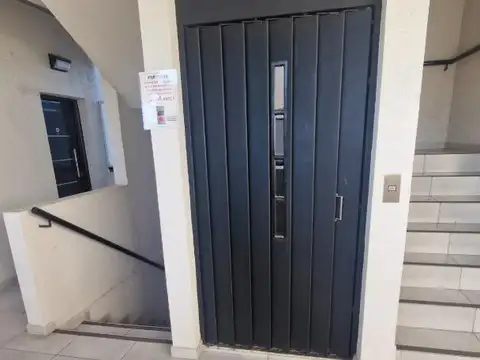 Avenida Belgrano 1400, Piso 1