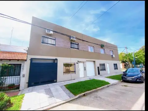 SUSPENDIDA- DUPLEX 4 AMBIENTES EN CARAPACHAY