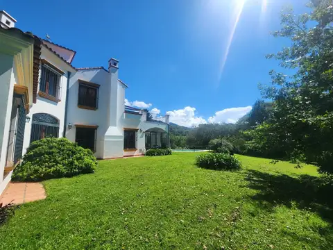 Casa en Alquiler de 4 dormitorios