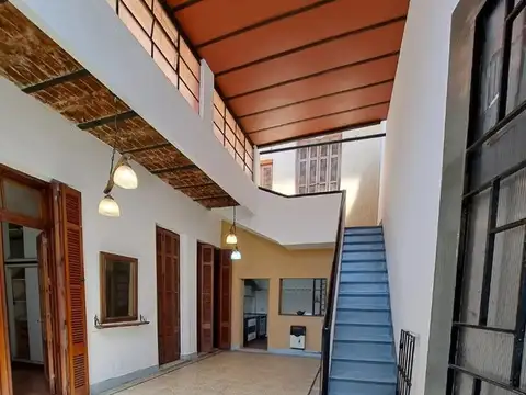 Depto Tipo Casa 4 ambientes con 2 baños