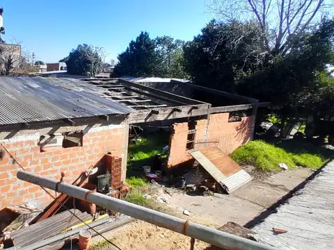 Galpon en Venta 60  mts Fondo