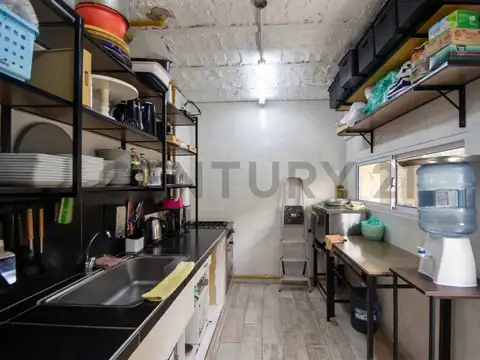 VENTA Lote Propio c/ Edificación Moderna - Ideal Vivienda de Diseño o Uso Profesional - PERMUTA - FI
