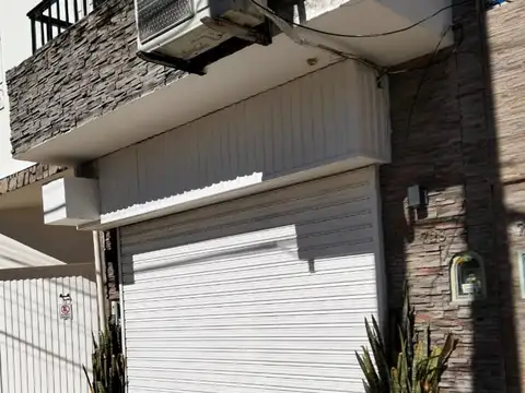 Local / Oficina / Consultorio céntrico