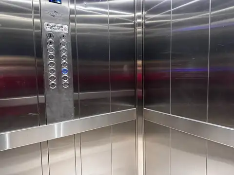 Departamento en Alquiler en Vicente López Vías / Maipú, $ 750.000