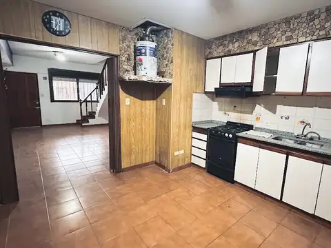 Depto Tipo Casa 3 ambientes con 1 baño
