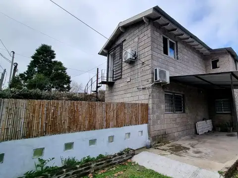 Departamento 4 ambientes con 2 baños