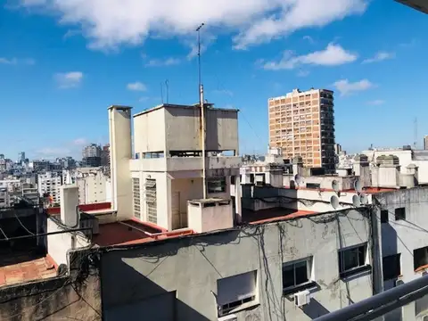 Amplio y luminoso en piso 16 con vista a la ciudad
