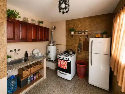 Departamento 6 ambientes con 1 baño