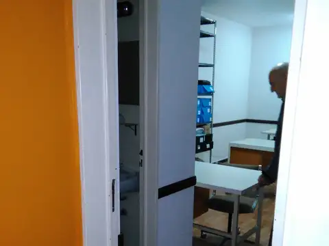 Oficina Amplia en alquiler en Centro