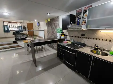 Depto Tipo Casa en Venta en Lanus Este, USD 50.000