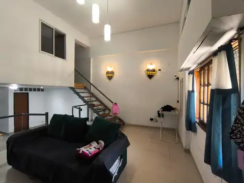 Depto Tipo Casa en Venta 15 años