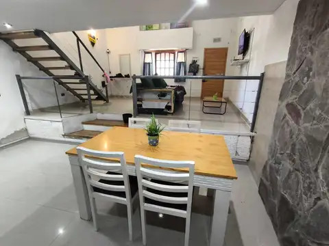 PH de 3 ambientes, excelente ubicación, SIN EXPENSAS.