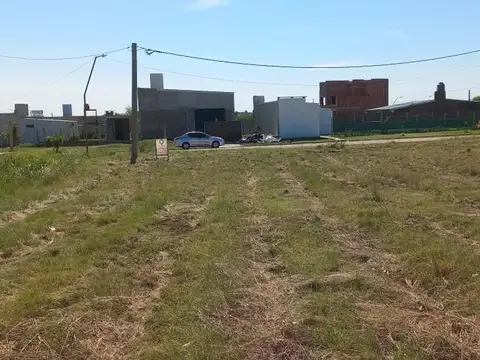Terreno en Venta en Parana, USD 22.000