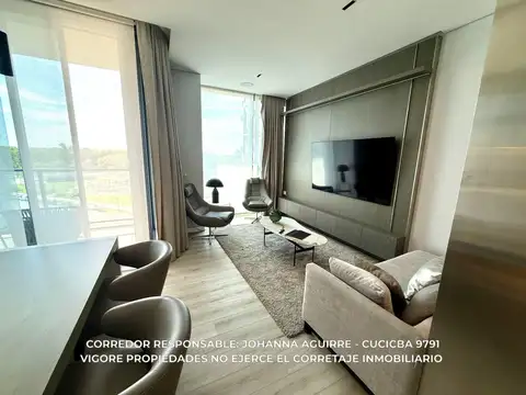 Julieta Lanteri 1700