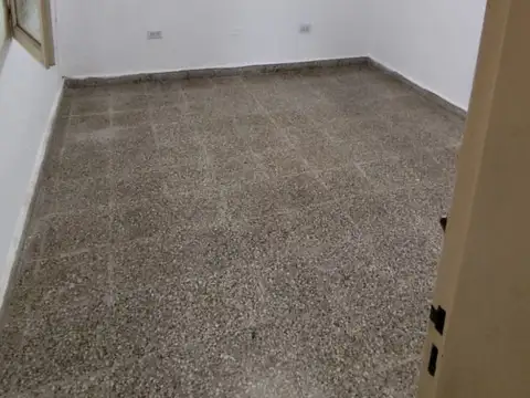 Casa interna en venta - Pietranera 3400