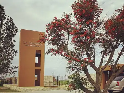 Lote en venta en Barrio La Alameda de Canning
