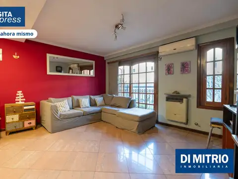 Casa en Venta con 1 cochera