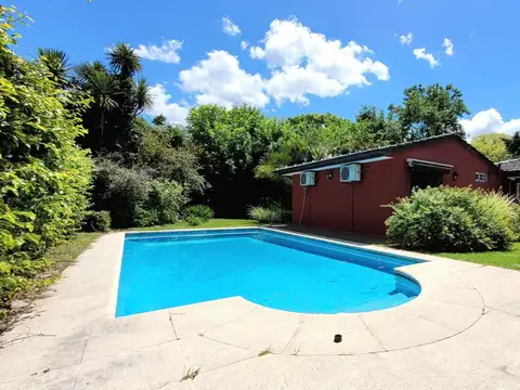 Casa 3 ambientes con 2 baños