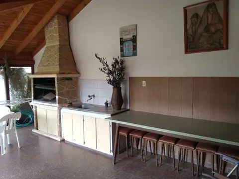 EXCELENTE CHALET EN ALQUILER POR TEMPORADA