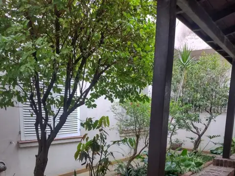 Rincon 700, Piso PB