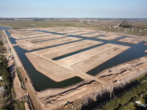 Terreno en Venta en Funes, USD 230.000