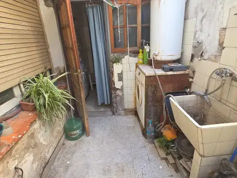 Depto Tipo Casa en Venta 60 años