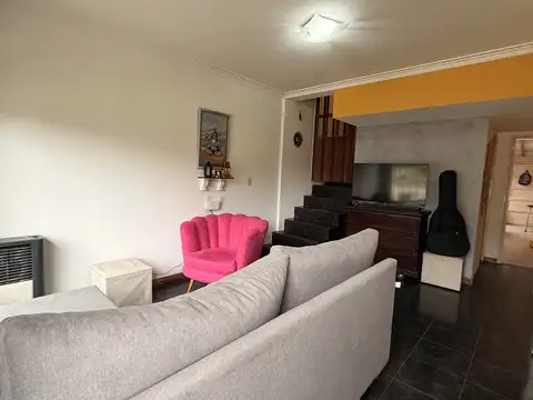Depto Tipo Casa en Venta de 2 dormitorios