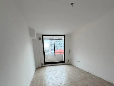 Callao 600, Piso 4